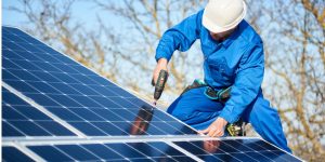 Installation Maintenance Panneaux Solaires Photovoltaïques à Pionsat